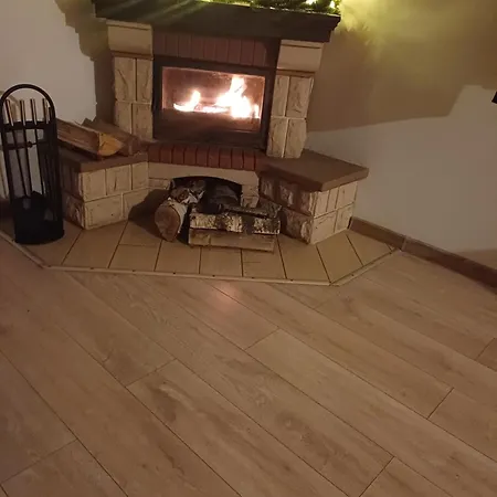 U Bartnika Z Basenem Na Mazurach * Guzowy Piec